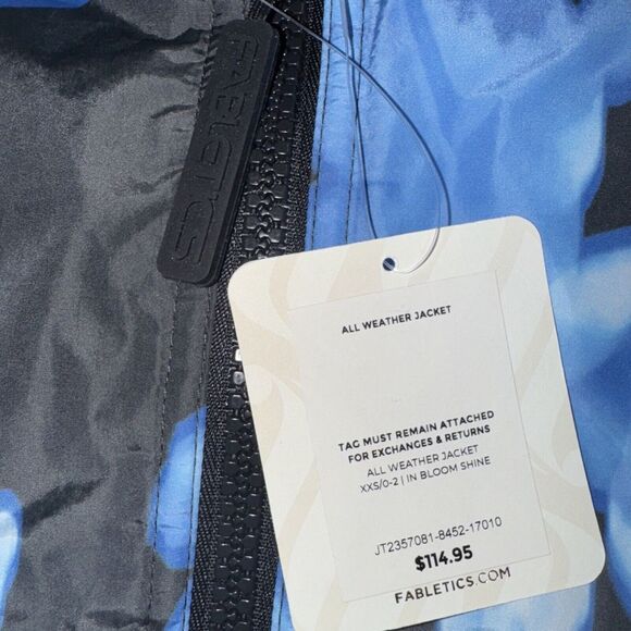 Fabletics Women All Weather Jacket Puffer Black Blue Bloom Shine sz XXS NEW $115 - Picture 2 of 8